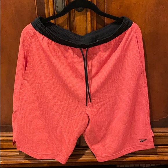 Reebok Men’s shorts - Picture 1 of 4